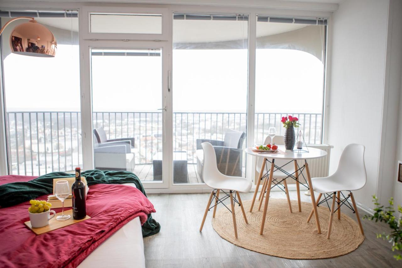 Modernes Apartment Mit Tollem Blick Ueber Die Stadt Augsburg Exterior photo